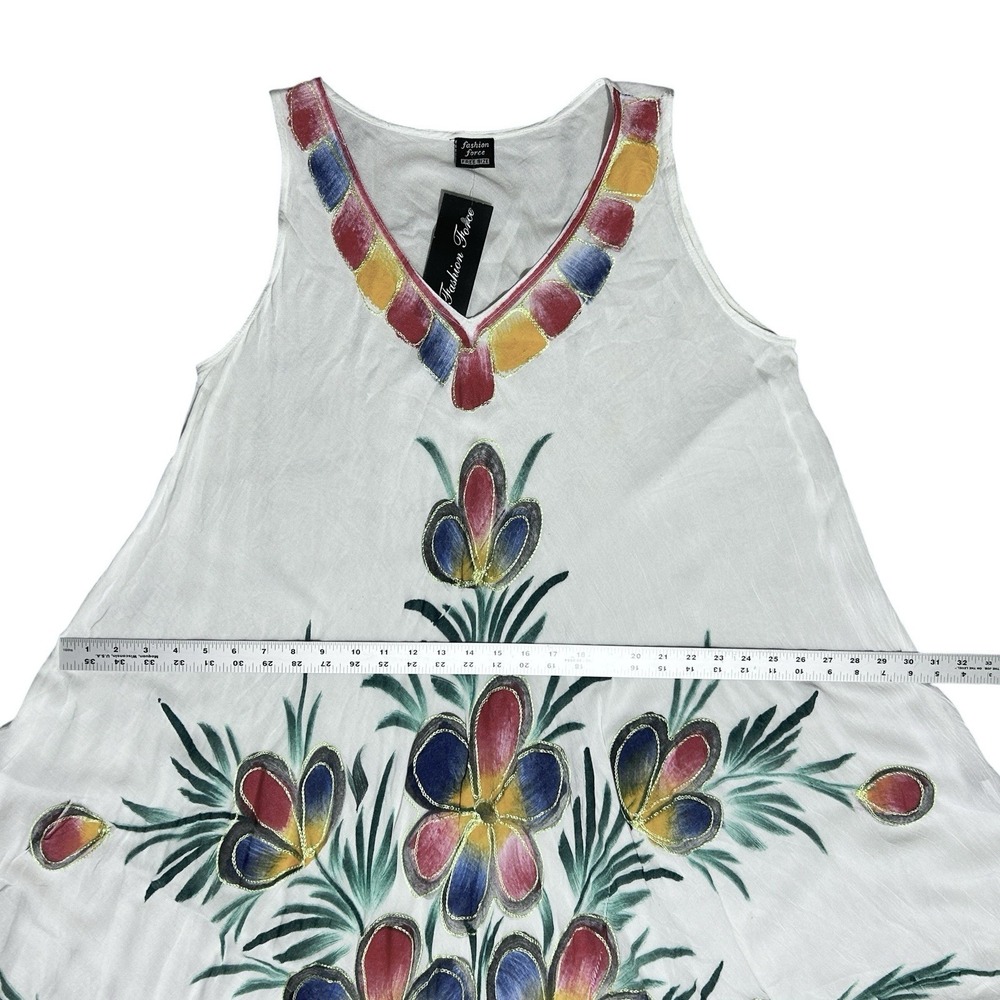 White Floral Dress Cover Up OS Tropical Resortwear Hand Painted Embroidered NWT - Picture 5 of 11